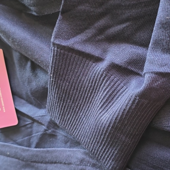 NWT Ladies cropped shrug - Picture 3 of 3